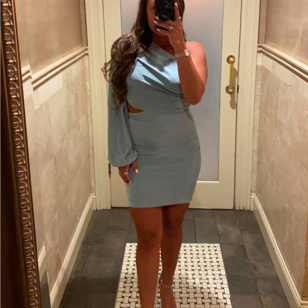 Elegant One-Shoulder Blue Dress